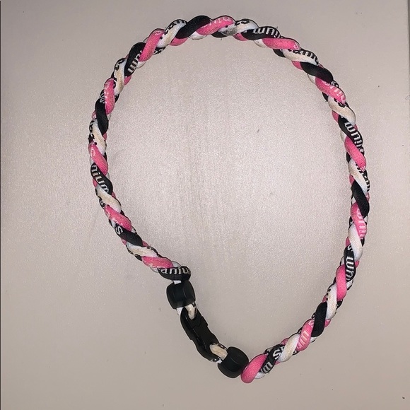 Bracelet and Necklace collection - Picture 1 of 8